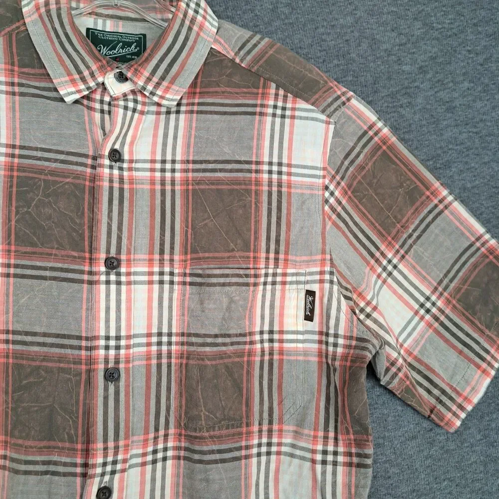 Woolrich Mens Size Medium Plaid Cracked Button Up Short Sleeve Shirt‎ Pockets